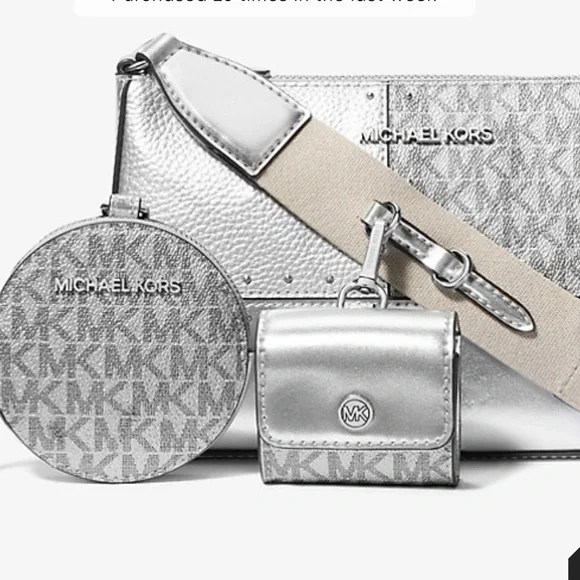 Michael Kors Jet Set Travel Small Metallic Patchwork Signature Logo Crossbody - Picture 2 of 16